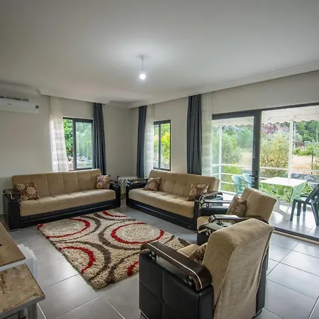 Feriehus Uslu One Bedroom Daily Weekly